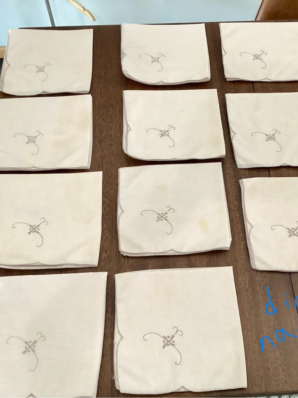 MCM Vintage Linen Embroidered Scalloped Napkins Set - 11 Dinner & 6 Cocktail